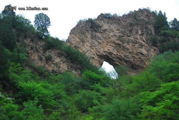 窟窿山
