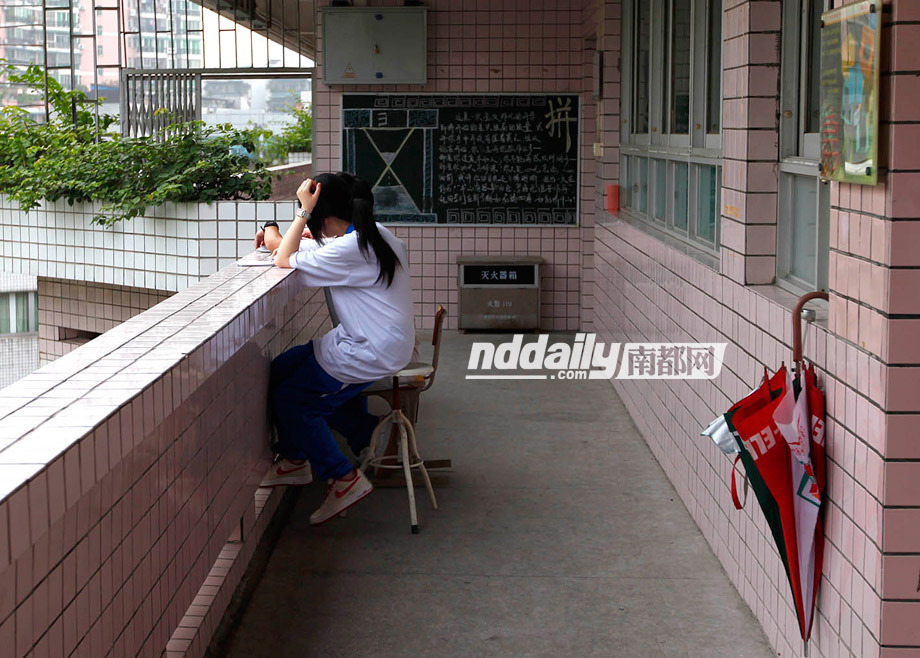 高考冲刺周学生贴标语励志