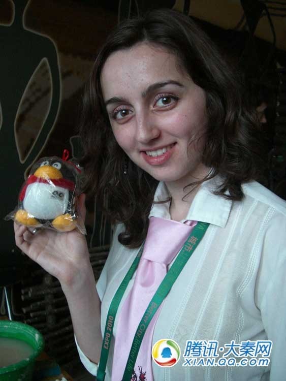 乌克兰馆看美女 沟通可以废除No Photo