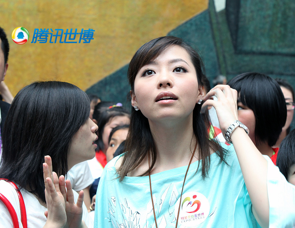 [女星] 张靓颖光芒 四射初显天后风采(贴图)_明星
