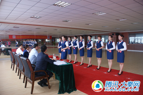 海航集团在西安航空旅游学院举行空乘招聘活动
