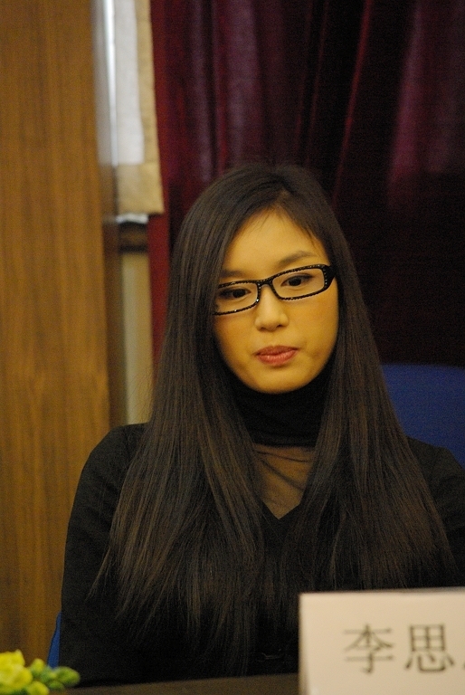 重庆卫视打造定制剧 《雾都魅影》全国独播