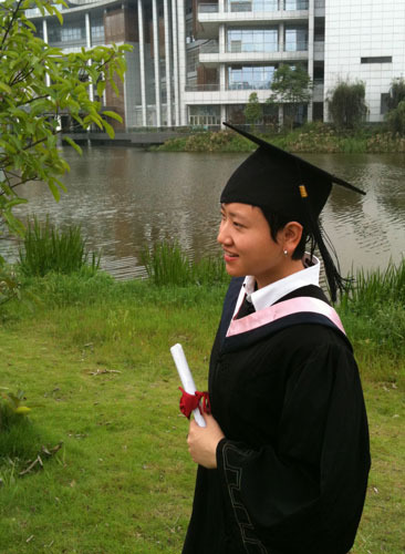 翻版潘玮柏小歪成功晋级花儿 毕业照曝光