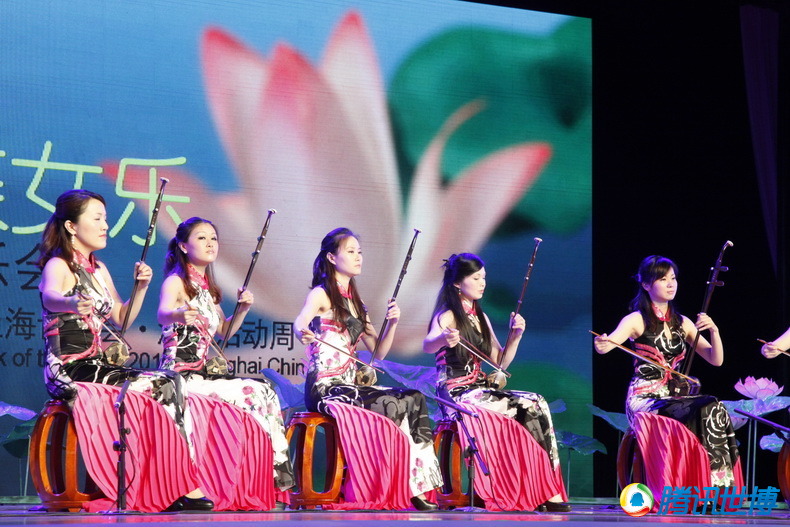 高清:丝竹演绎江南风情 彩蝶女乐亮相浙江周