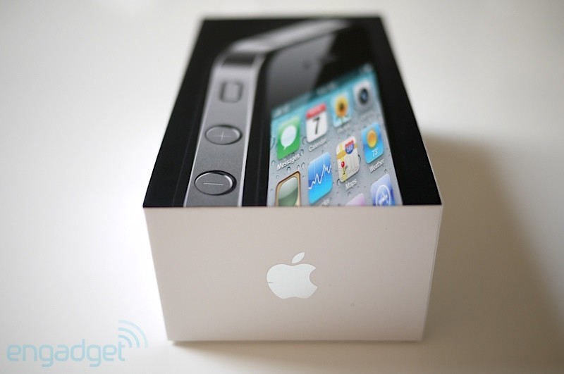 苹果iPhone 4详细开箱图赏