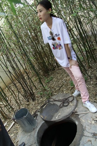 组图:林鹏基金在路上 翻山越岭爱心忙