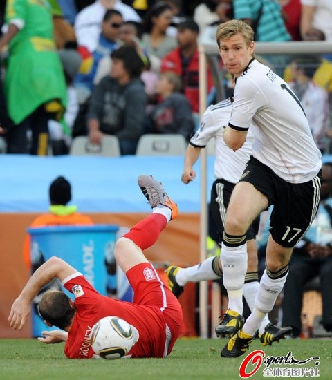 图赫尔时代首胜英德大战，三狮军团3-0碾压德国战车