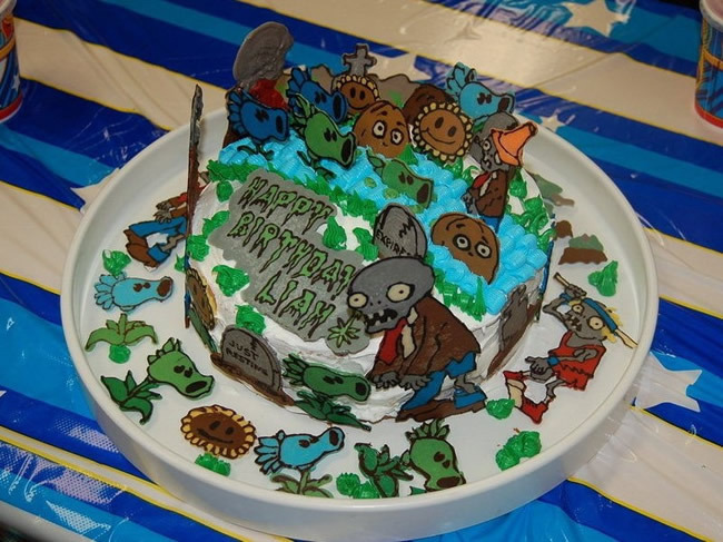 巧手玩家创意打造《植物大战僵尸》蛋糕_腾讯大秦网