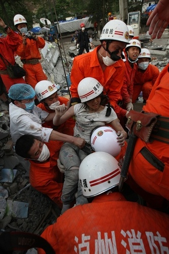 重大灭火救援:08年5月12日地震救灾
