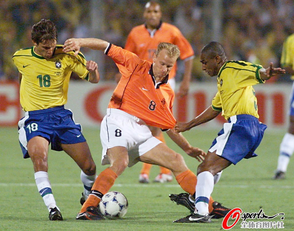 1998年7月7日,法国世界杯半决赛中巴西点球大