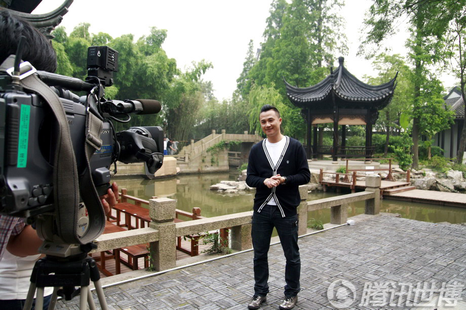 高清:昆曲王子张军的故事 戏里小生戏外潮人_新闻_腾讯网