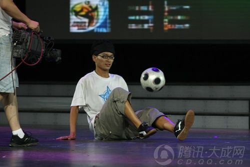 成都真娱乐疯狂世界杯特别节目图集