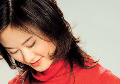 <em>美女主播</em>代言街道 穿旗袍秀茶艺 走街拉票(图)