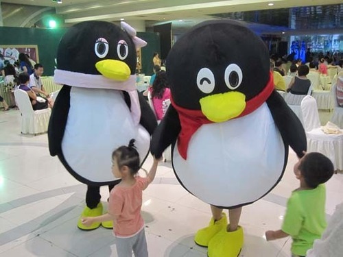 众仙云游合能地产 q哥q妹闪亮登场(组图)