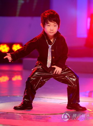 《大学生音乐联盟》启动 果味vc、大张伟助阵