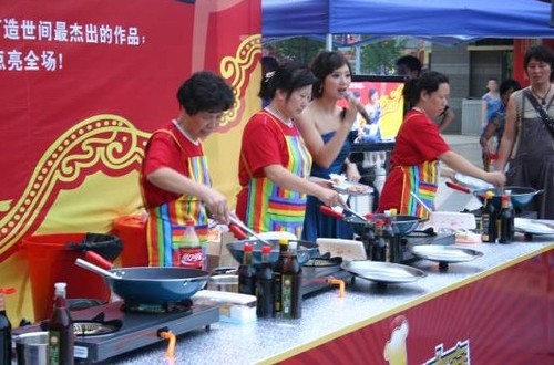 东购“超级食神”大赛第一场海选圆满结束