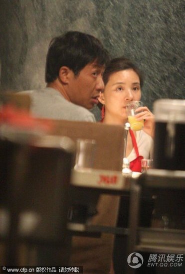 娱乐赚钱 演员<em>张国强老婆</em>是谁张国强的老婆叫