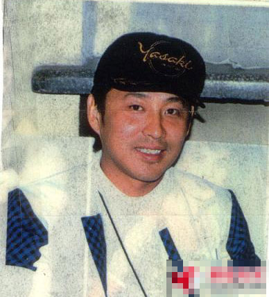 陈道明年青长发酷照曝光 帅气变身漫画美型男