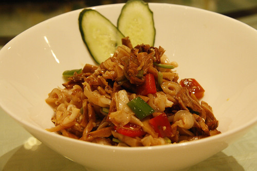 组图:遍尝粤食珍馐味 只消举箸在顺峰