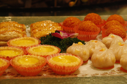 组图:遍尝粤食珍馐味 只消举箸在顺峰