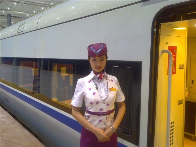 成灌快铁最美<em>动妹</em>(一):青春靓丽_新闻图库_新