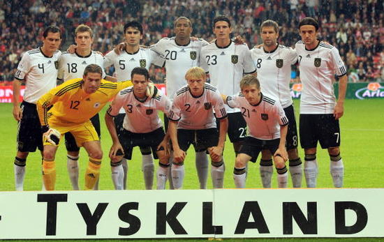 国家队友谊赛:戈麦斯破荒门将失误葬送好局 德