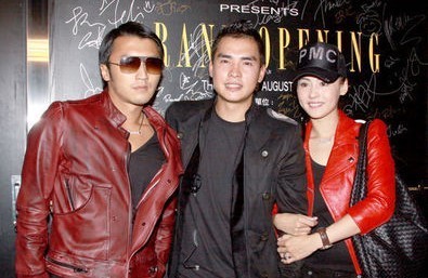 张柏芝谢霆锋甜蜜亮相 lucas持玩具剑抢风头【图】