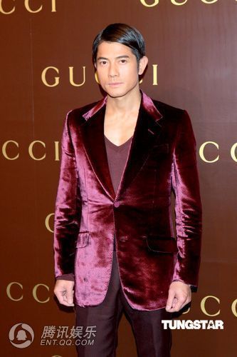 刘嘉玲黑色露背礼裙现身 郭富城略显臃肿【图】