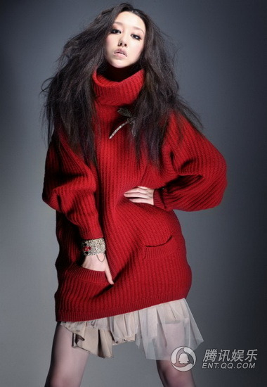 环球小姐唐雯惊艳写真 “中国红”霸气十足【图】