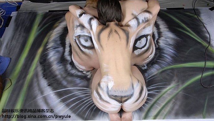 <em>美女裸身</em>变猛虎全过程_新闻图片__腾讯大秦网