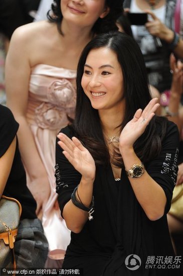 张柏芝将爱子“lucas”随身戴 低调亮相不受访【图】