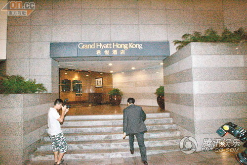 郭晶晶霍启刚酒店密会 容光焕发说婚期【图】