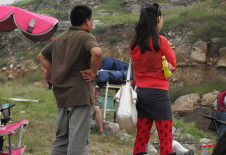 张柏芝探班谢霆锋秀恩爱 亲自下厨犒劳老公【图】