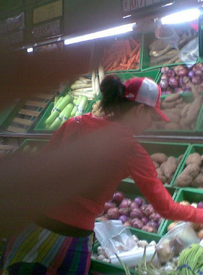 张柏芝探班谢霆锋秀恩爱 亲自下厨犒劳老公【图】