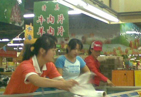 张柏芝探班谢霆锋秀恩爱 亲自下厨犒劳老公【图】