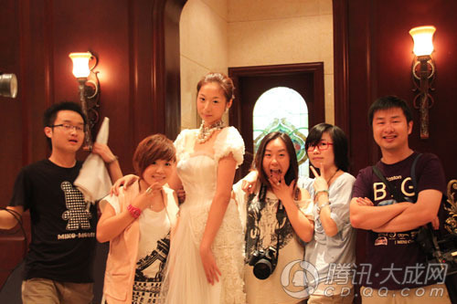 组图:18岁嫩模拍摄大成女郎 演绎<em>高妹正传</em>_大