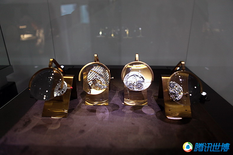 高清:极致奢华瑞士手表展 清朝汉字表惹关注_世博频道_腾讯网