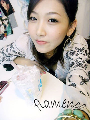 组图:揭开艺校女生宿舍的秘密_广播站