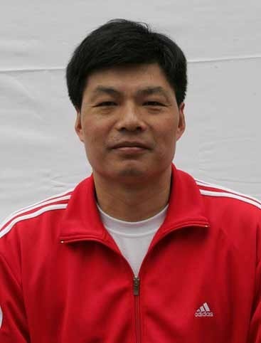 俞觉敏简历:九年<em>助理教练</em> <em>中国女排</em>三朝元老 -