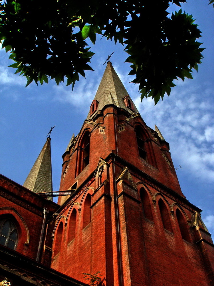 高清:票选上海新十景 网友作品:徐家汇教堂