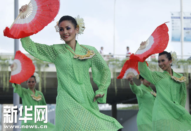 高清:马来西亚传统舞蹈展多元文化