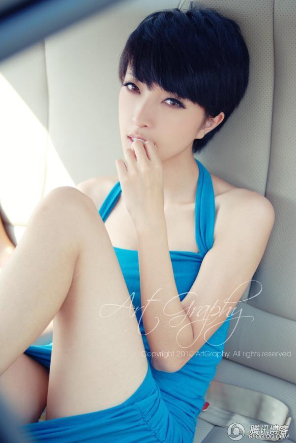清醇<em>短发</em> <em>气质</em>迷人_香车<em>美女</em>_腾讯·大楚网