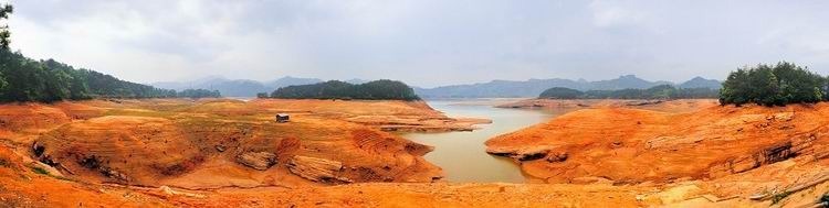 中国丹霞地貌 - zgcsly - 中国城市旅游杂志 泰宁金湖 转机长片(宋举浦摄)