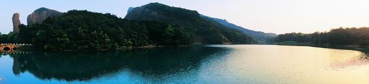 中国丹霞地貌 - zgcsly - 中国城市旅游杂志 龟峰 转机长片(宋举浦摄)
