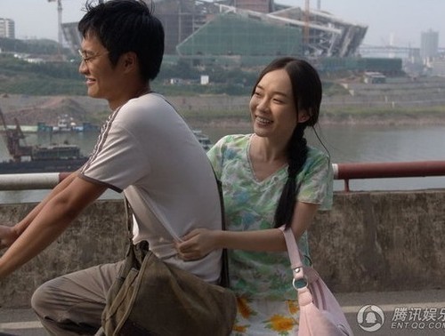 组图:霍思燕《迷城》扮洗头妹 激情戏份曝光