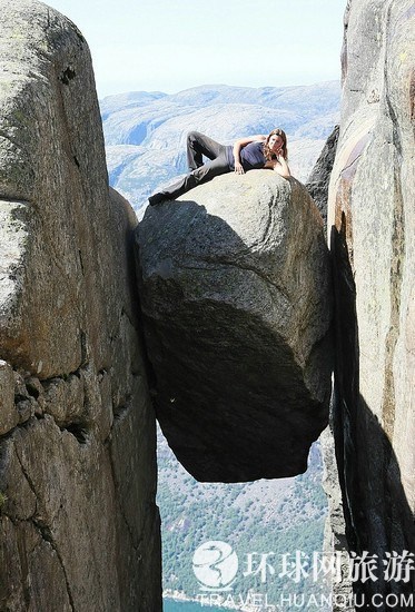 高清:最令人毛骨悚然的景点 挪威奇迹石