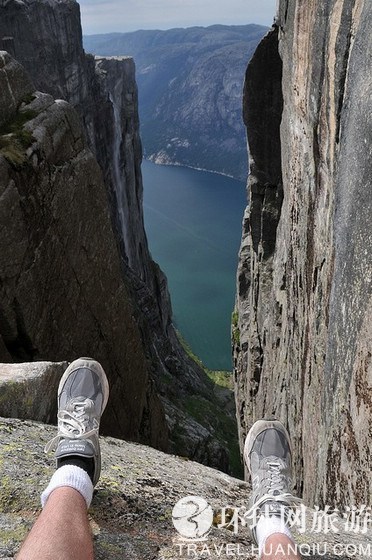 高清:最令人毛骨悚然的景点 挪威奇迹石