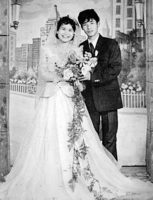 老照片记忆:看一眼结婚照 一生都觉得甜(图)