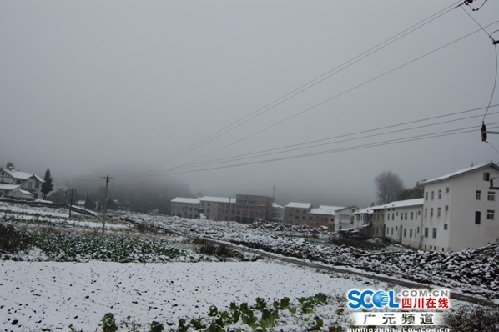 视觉周刊第八十二期:四川盆地遭遇强降温_视觉