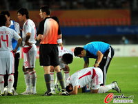 高清：中国3-0马来西亚 主裁红牌频出罚下3人